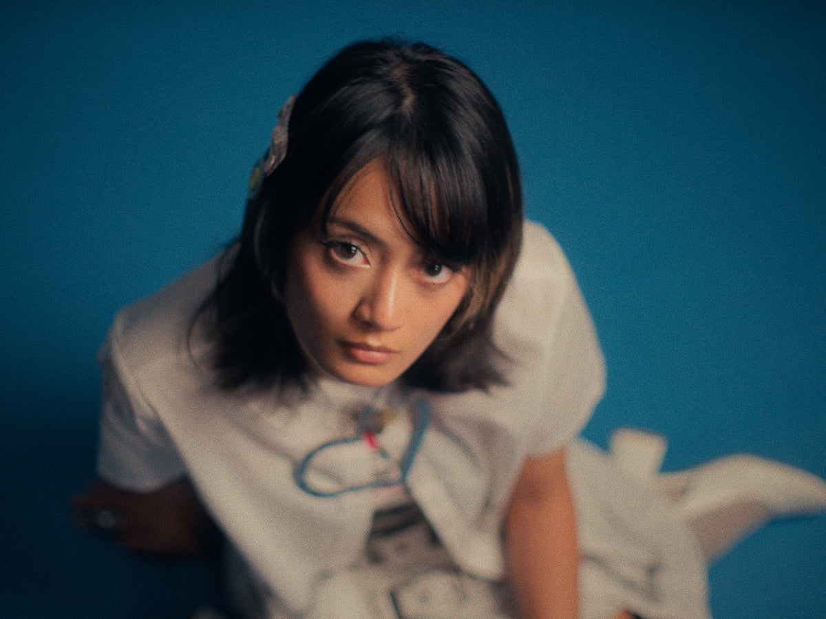 "A BRIDGE TOO FAR" - FASHION FILM (16MM + DIGITAL)