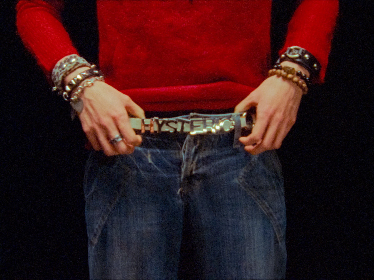 "IT'S BETTER THAN PEANUT BUTTER" HYSTERIC GLAMOUR - FASHION SPEC (16MM)