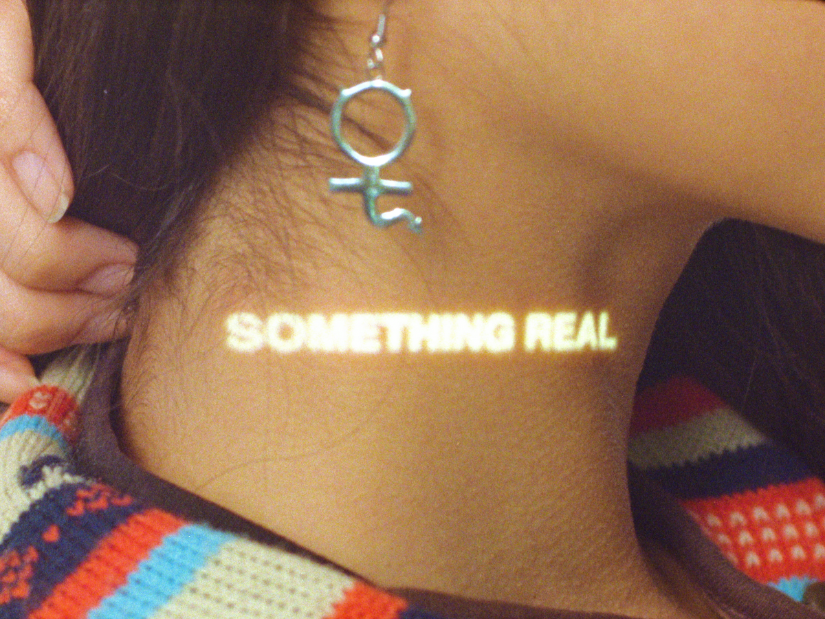 "SEEING DOUBLE" JUNYA WANTANABE - FASHION SPEC (16MM)