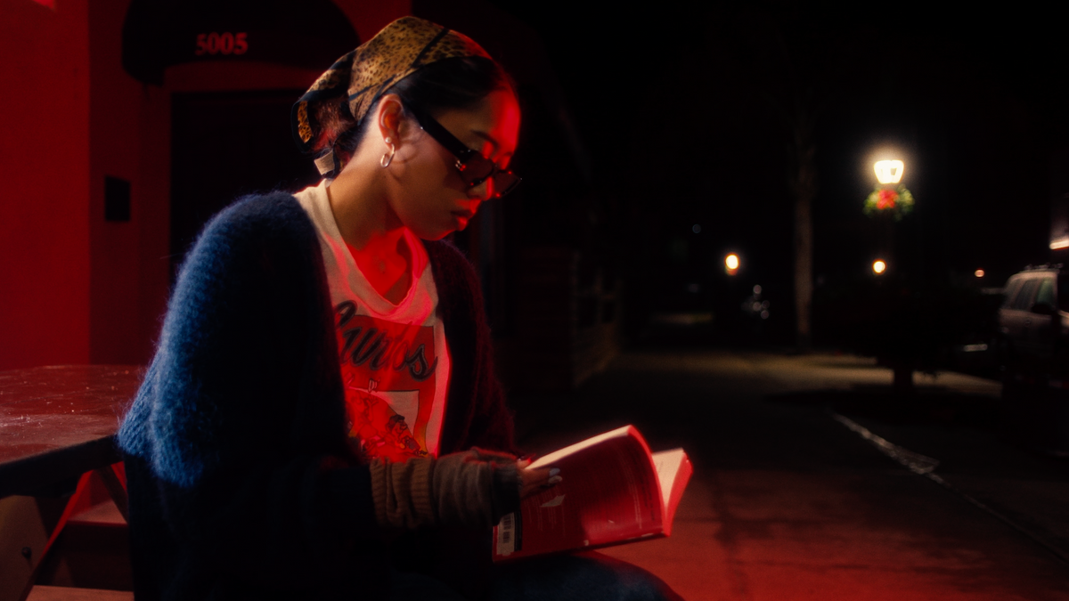 "DEZI" - FASHION SPEC