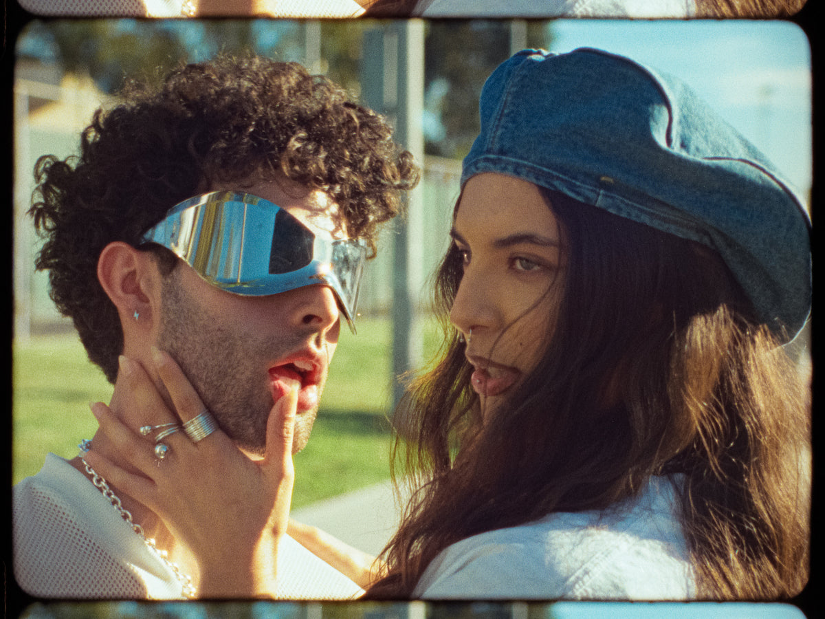 "SUPERFRESH" - FASHION COMMERCIAL (16MM)